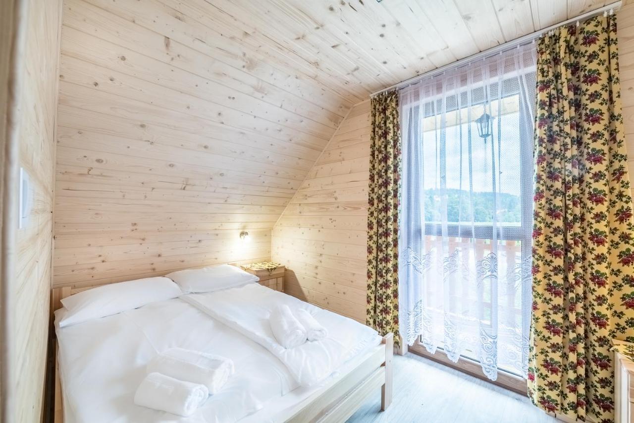 Domki Z Bali - Pod Termami Szaflary Exteriör bild